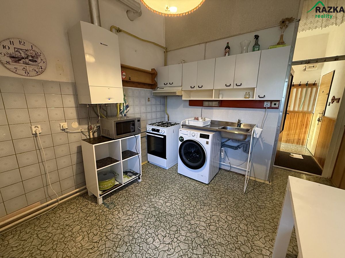 Pronájem bytu 2+1 65 m² – fotografie 4