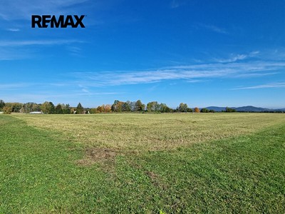Prodej  komerčního pozemku 41 483 m²