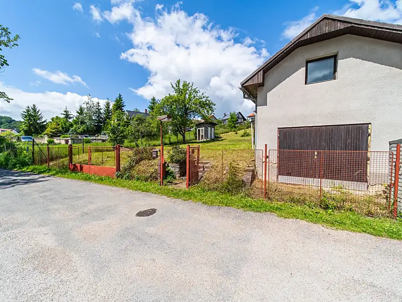 Prodej chaty 40 m², pozemek 889 m², Sázava – náhled fotky 1