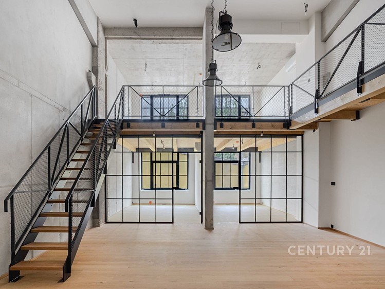 Prodej komerčního prostoru, 176 m² (1 z 29)