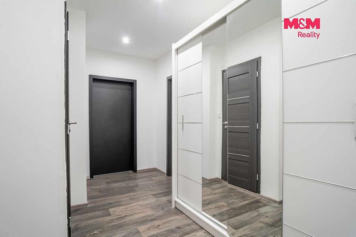 Pronájem bytu 3+1 70 m² – fotografie 3