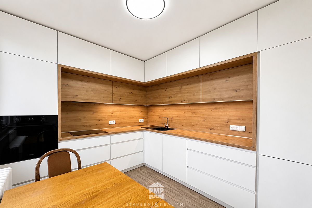 Pronájem bytu 3+1 74 m²