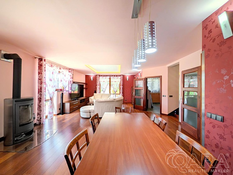 Prodej domu, 373 m² (10 z 33)