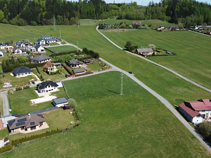 Prodej stavebního pozemku 2200 m², Trutnov – náhled fotky 3