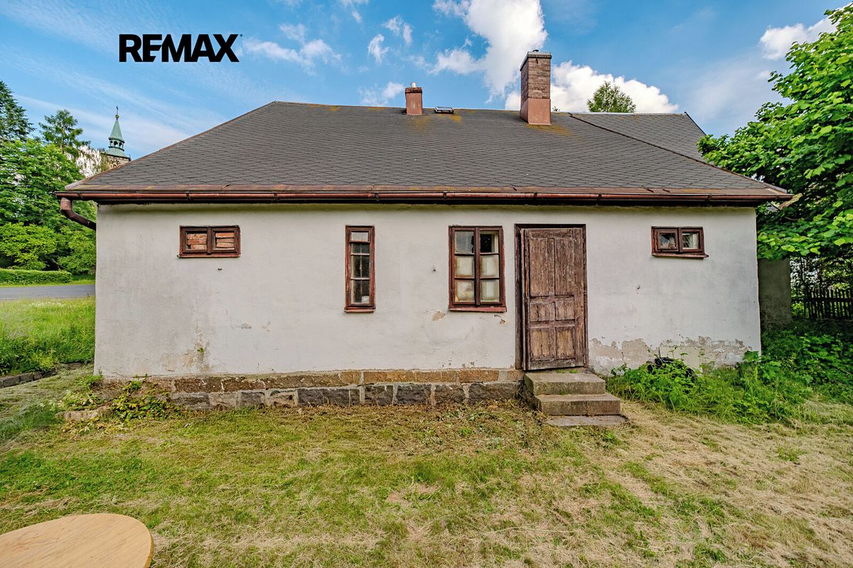 Prodej rodinného domu 193 m², pozemek 830 m² – fotografie 5