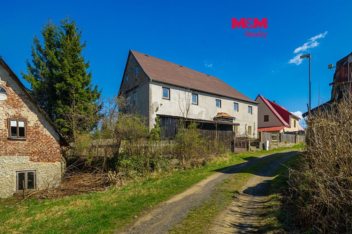 Prodej rodinného domu 180 m², pozemek 575 m²