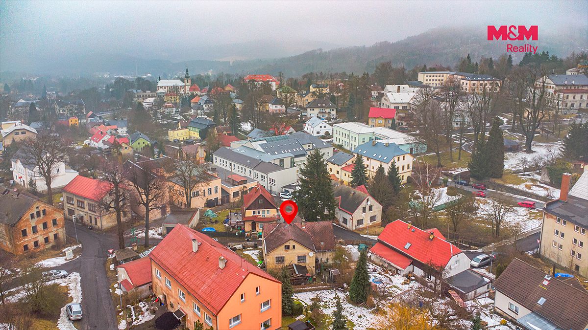 Prodej rodinného domu 200 m², pozemek 350 m² – fotografie 5