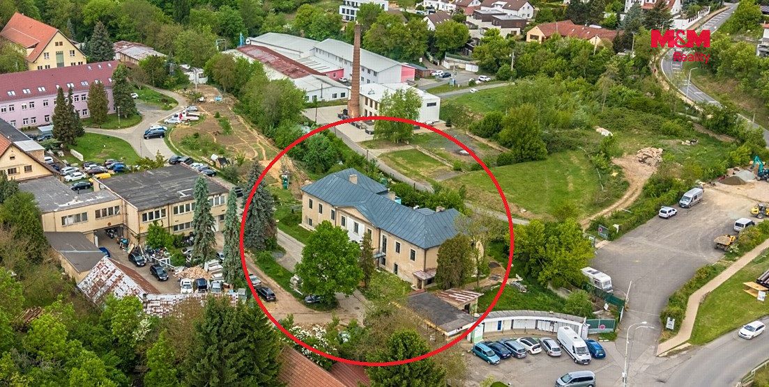 Pronájem komerční nemovitosti 57 m² – fotografie 4