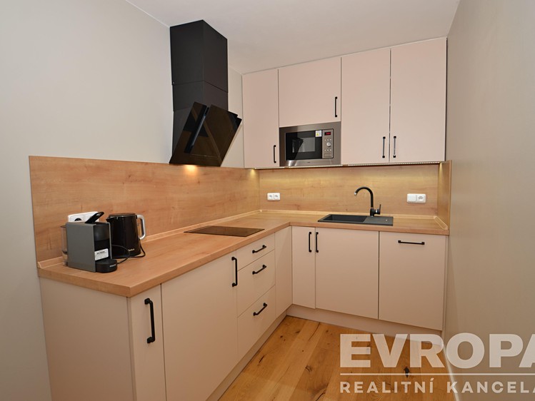 Квартира 2+kk на продаж, 48 м² (15 з 35)