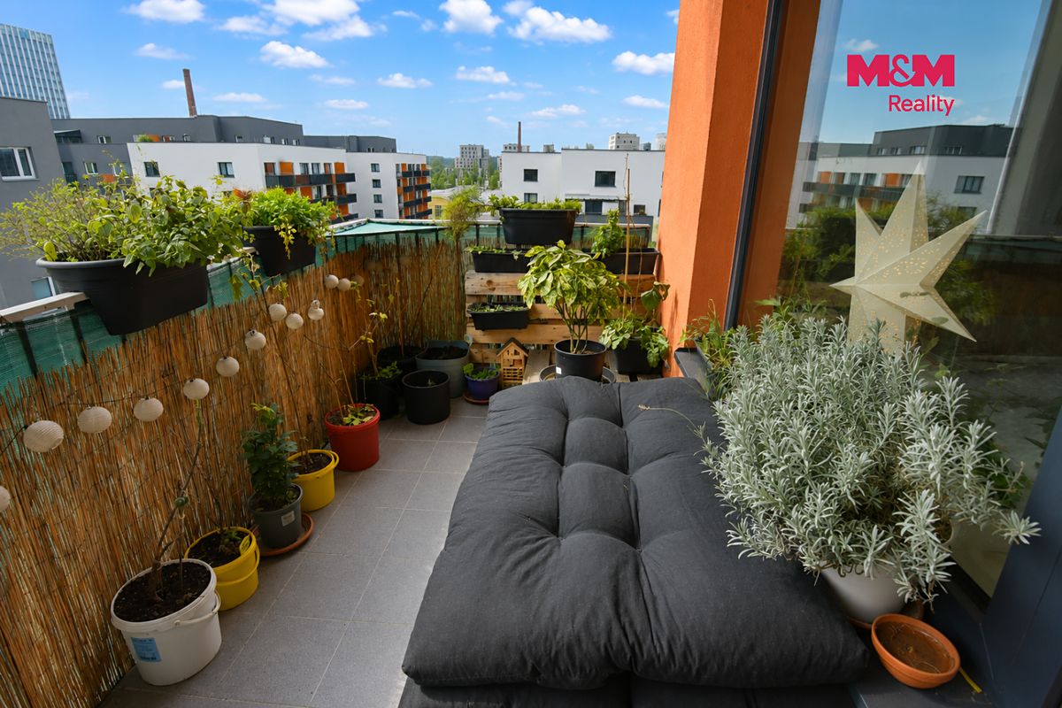 Pronájem bytu 2+kk 58 m² – fotografie 4
