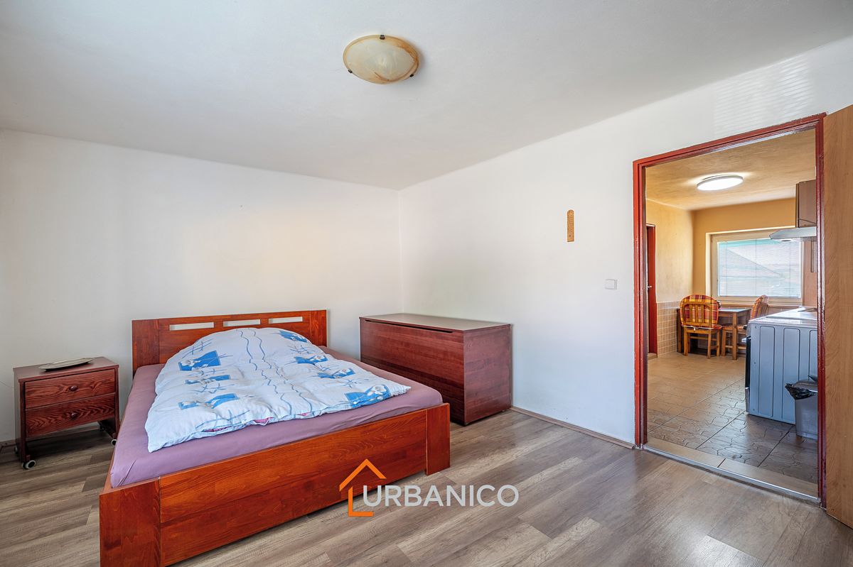 Prodej rodinného domu 100 m², pozemek 684 m² – fotografie 5