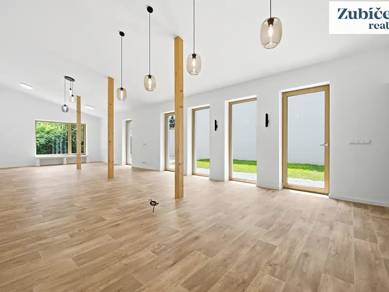 Prodej rodinného domu 140 m², pozemek 417 m², Kunovice – náhled fotky 1
