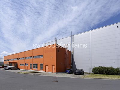 Pronájem skladového prostoru 7670 m²