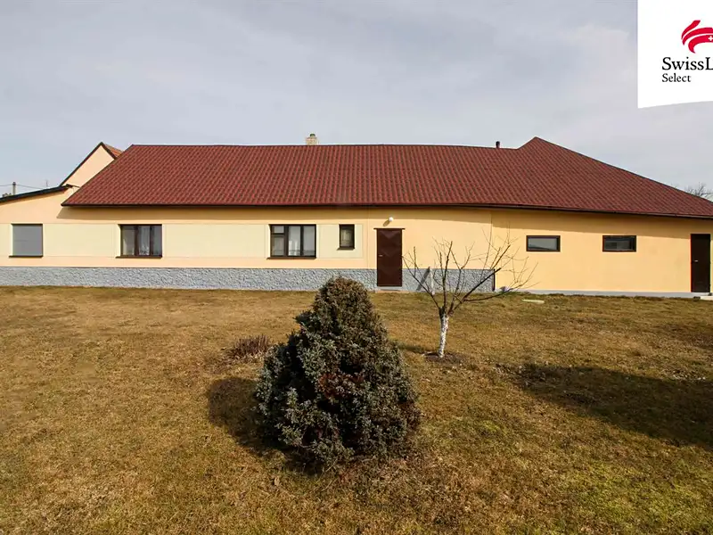 Prodej rodinného domu 91 m², pozemek 2612 m², Svojkovice – náhled fotky 1