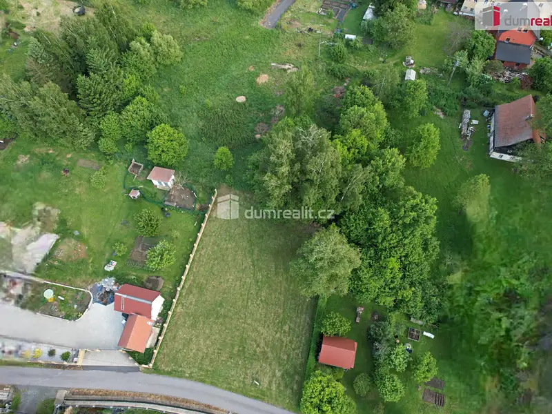 Prodej stavebního pozemku 1043 m², Veselé – náhled fotky 1