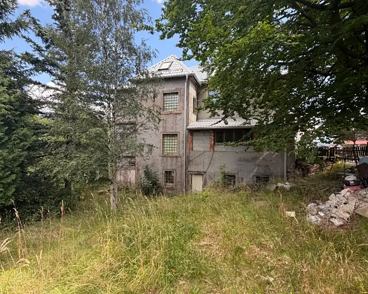 Prodej rodinného domu 600 m², pozemek 1601 m², Dubí – náhled fotky 3