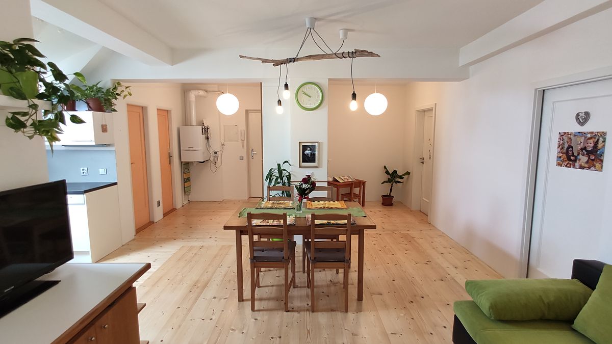 Pronájem bytu 3+kk 65 m²