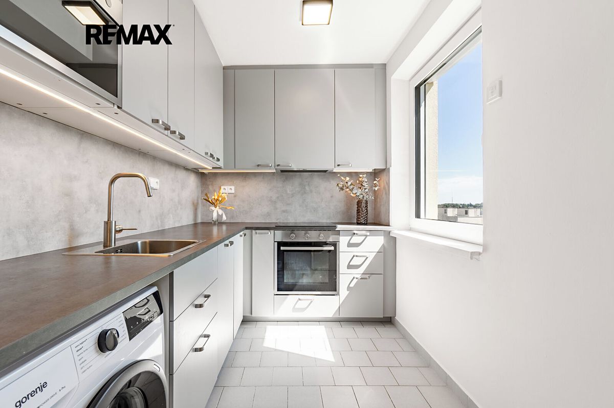 Pronájem bytu 2+kk 42 m²