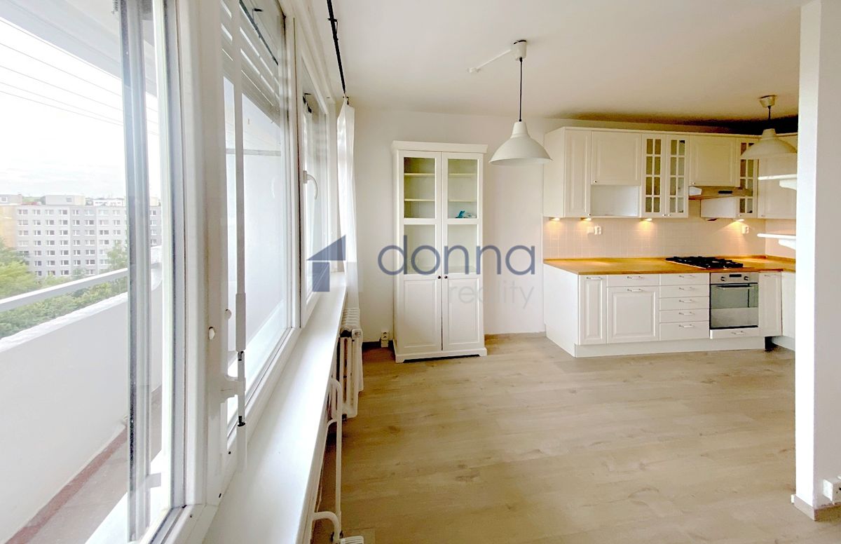 Pronájem bytu 3+kk 85 m²