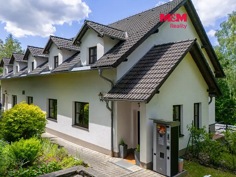 Prodej ubytovacího zařízení 443 m², Horní Slavkov – náhled fotky 1