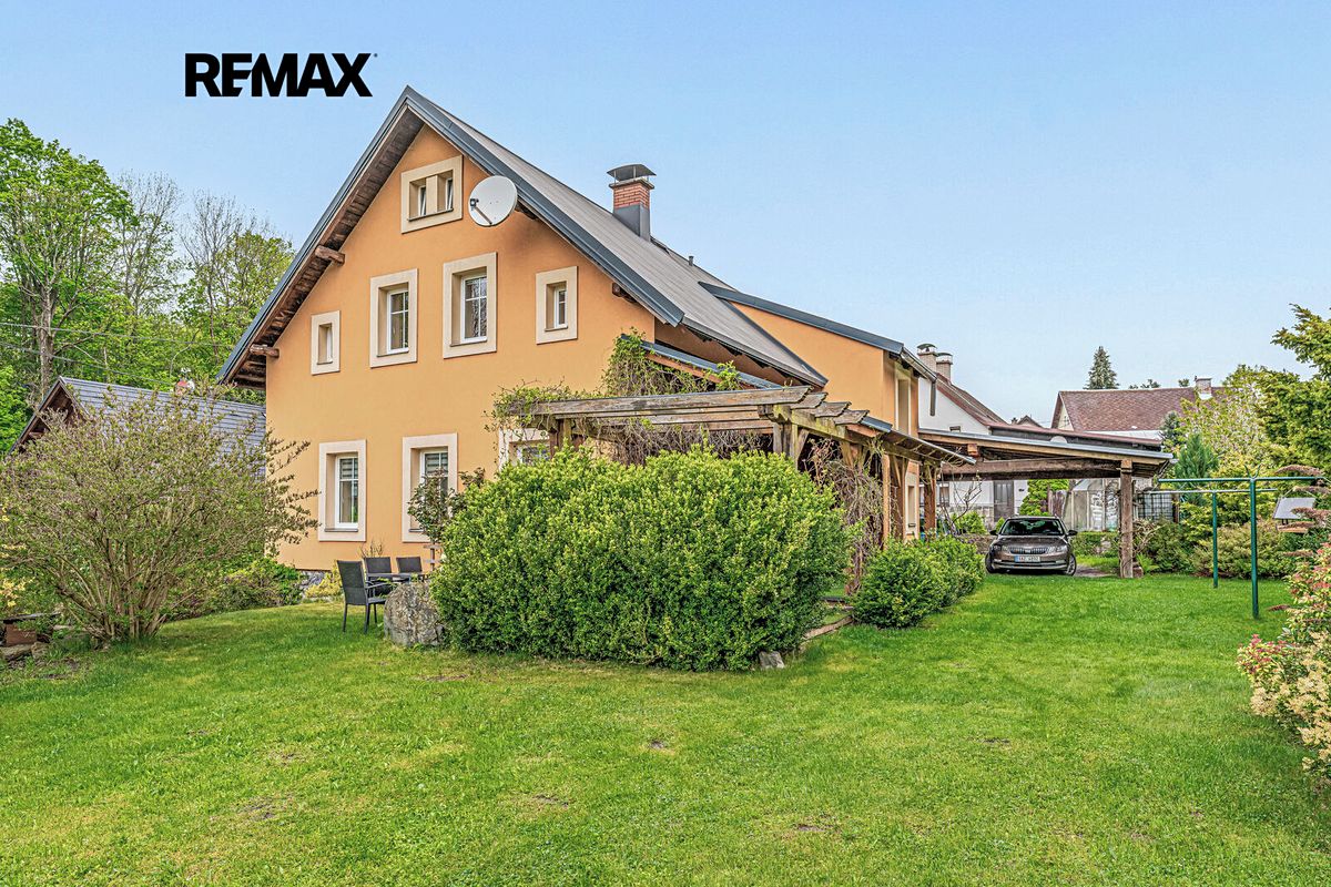 Prodej rodinného domu 161 m², pozemek 1099 m² – fotografie 4