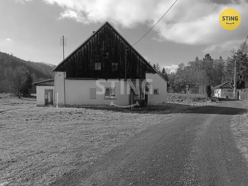 Prodej rodinného domu 157 m², pozemek 1215 m², Karlovice – náhled fotky 2