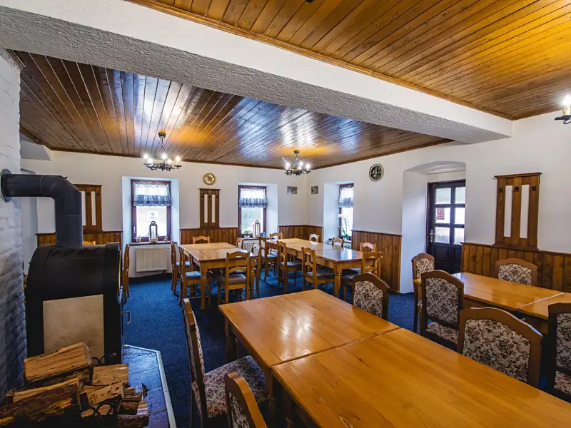 Pronájem ubytovacího zařízení 396 m², Brandov – náhled fotky 2