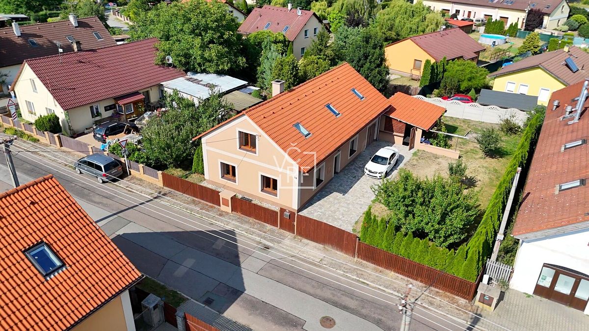 Prodej rodinného domu 160 m², pozemek 714 m²