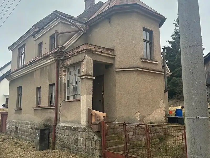 Prodej rodinného domu 189 m², pozemek 762 m², Držkov – náhled fotky 2