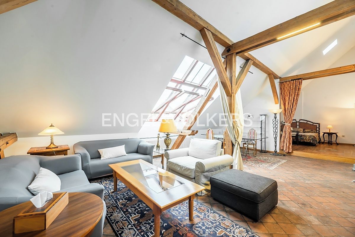 Pronájem bytu atypický 169 m²