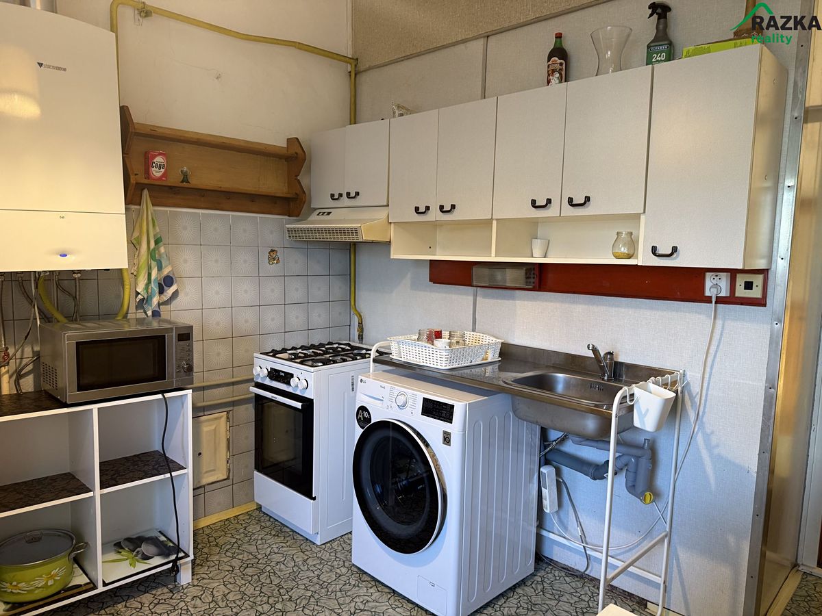 Pronájem bytu 2+1 65 m² – fotografie 2