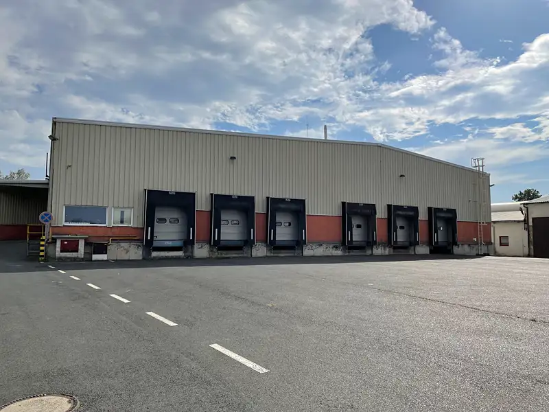 Pronájem výrobní haly, prostoru 5300 m², Okrouhlá – náhled fotky 1