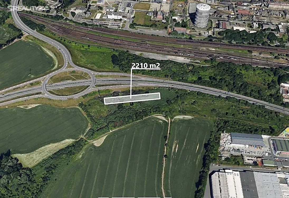 Prodej pole 2110 m²