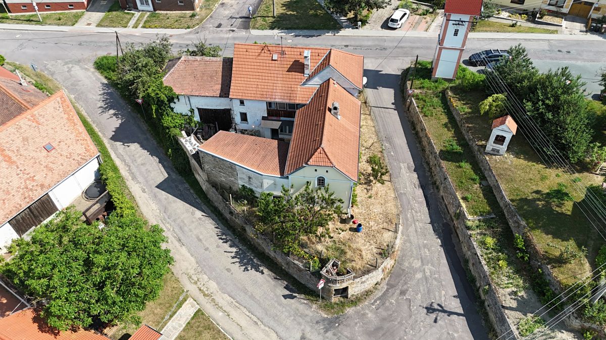 Prodej rodinného domu 130 m², pozemek 651 m² – fotografie 4