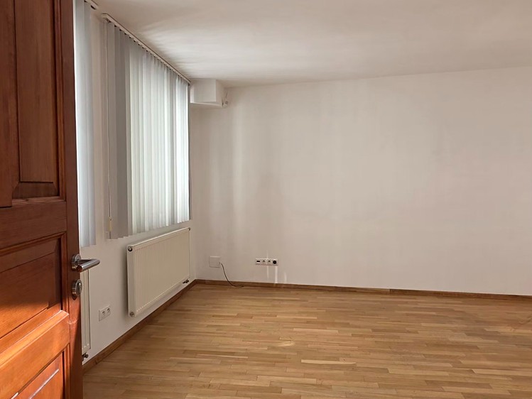 Pronájem komerčního prostoru, 107 m² (15 z 23)
