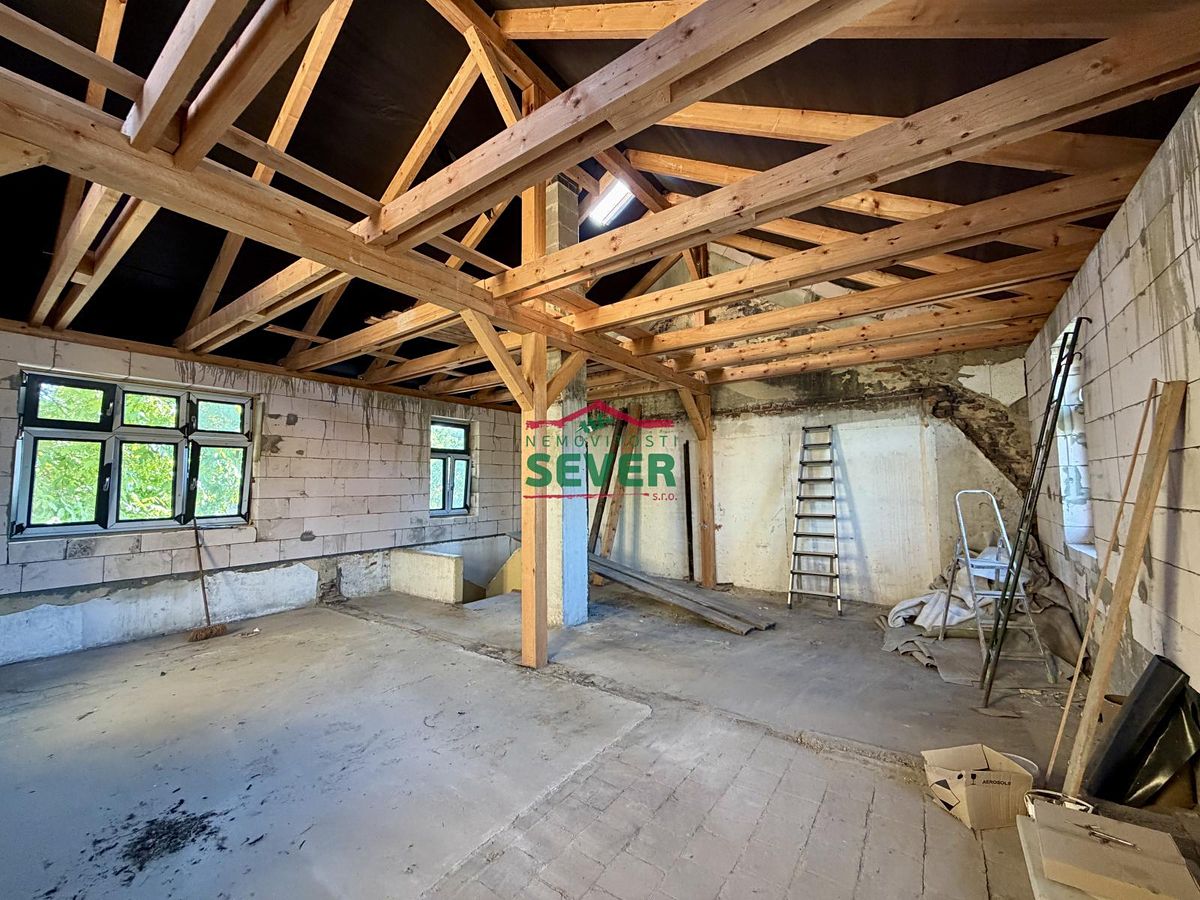 Prodej rodinného domu 138 m², pozemek 1143 m² – fotografie 3