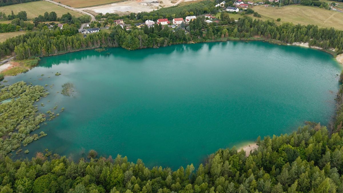 Prodej stavebního pozemku 925 m² – fotografie 4