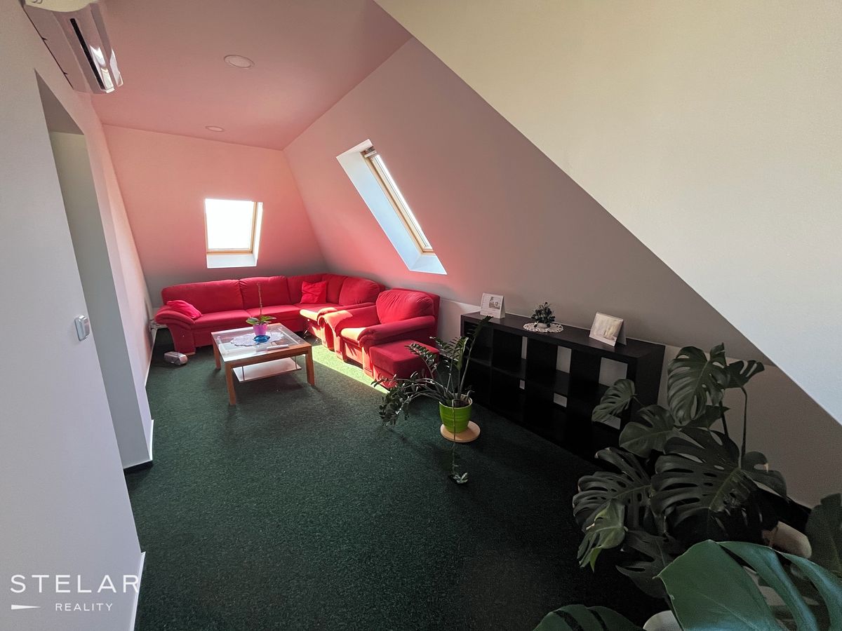 Pronájem kanceláře 66 m² – fotografie 4