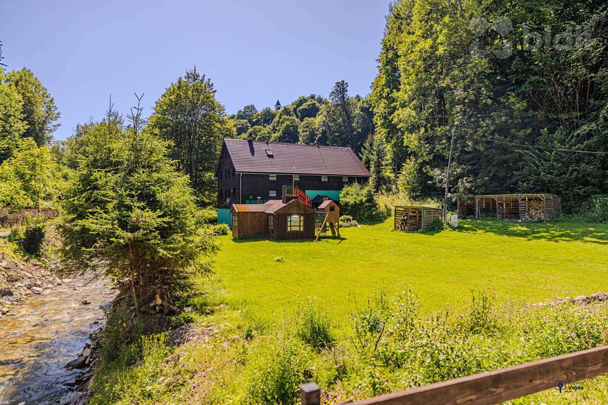 Prodej chalupy 513 m², pozemek 1681 m² – fotografie 2