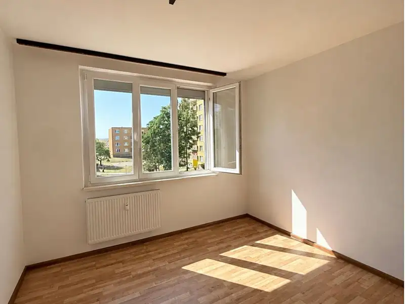 Pronájem bytu 2+kk 41 m², Žatec – náhled fotky 2