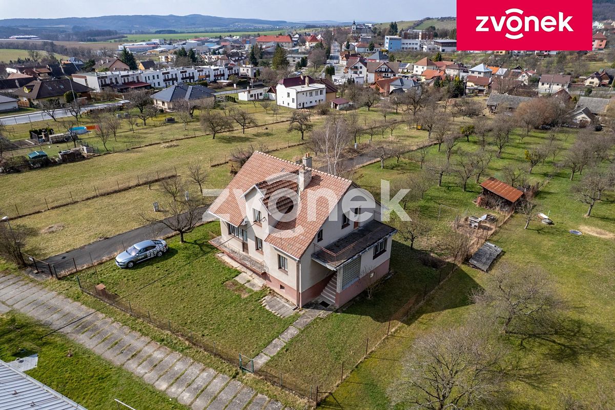 Prodej rodinného domu 250 m², pozemek 1184 m² – fotografie 5