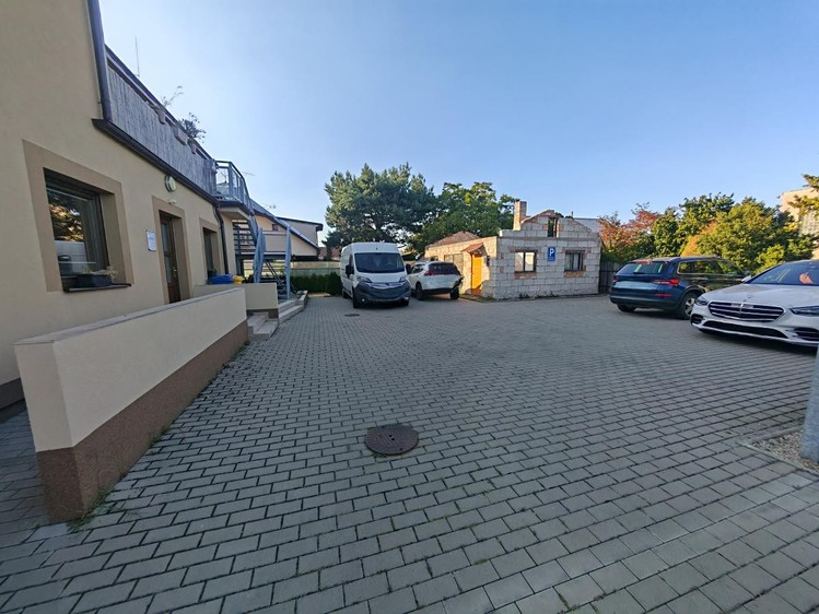Комерційне приміщення на продаж, 205 м² (35 з 45)