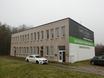 Prodej výrobní haly, prostoru 800 m²