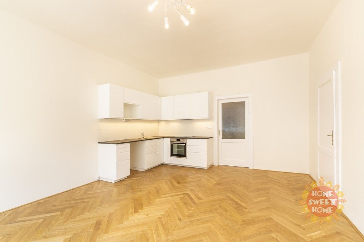 Pronájem bytu 2+kk 58 m² – fotografie 5