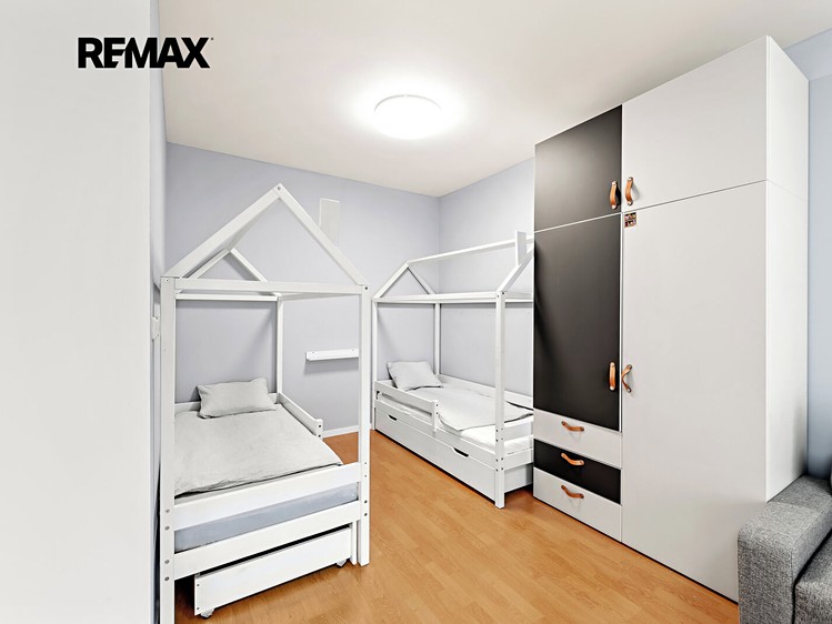 Wohnung 1+kk zum Kauf, 38 m² (8 von 23)