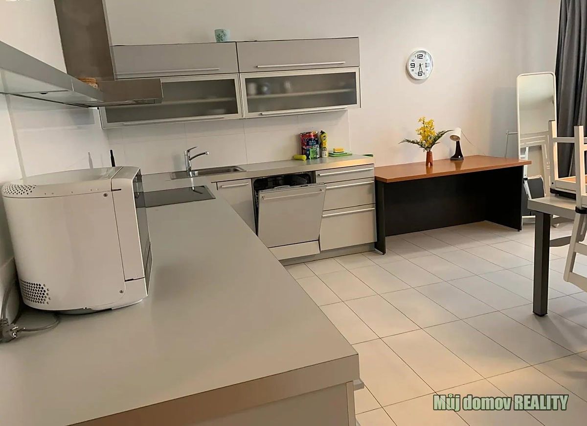 Pronájem bytu 3+kk 73 m²