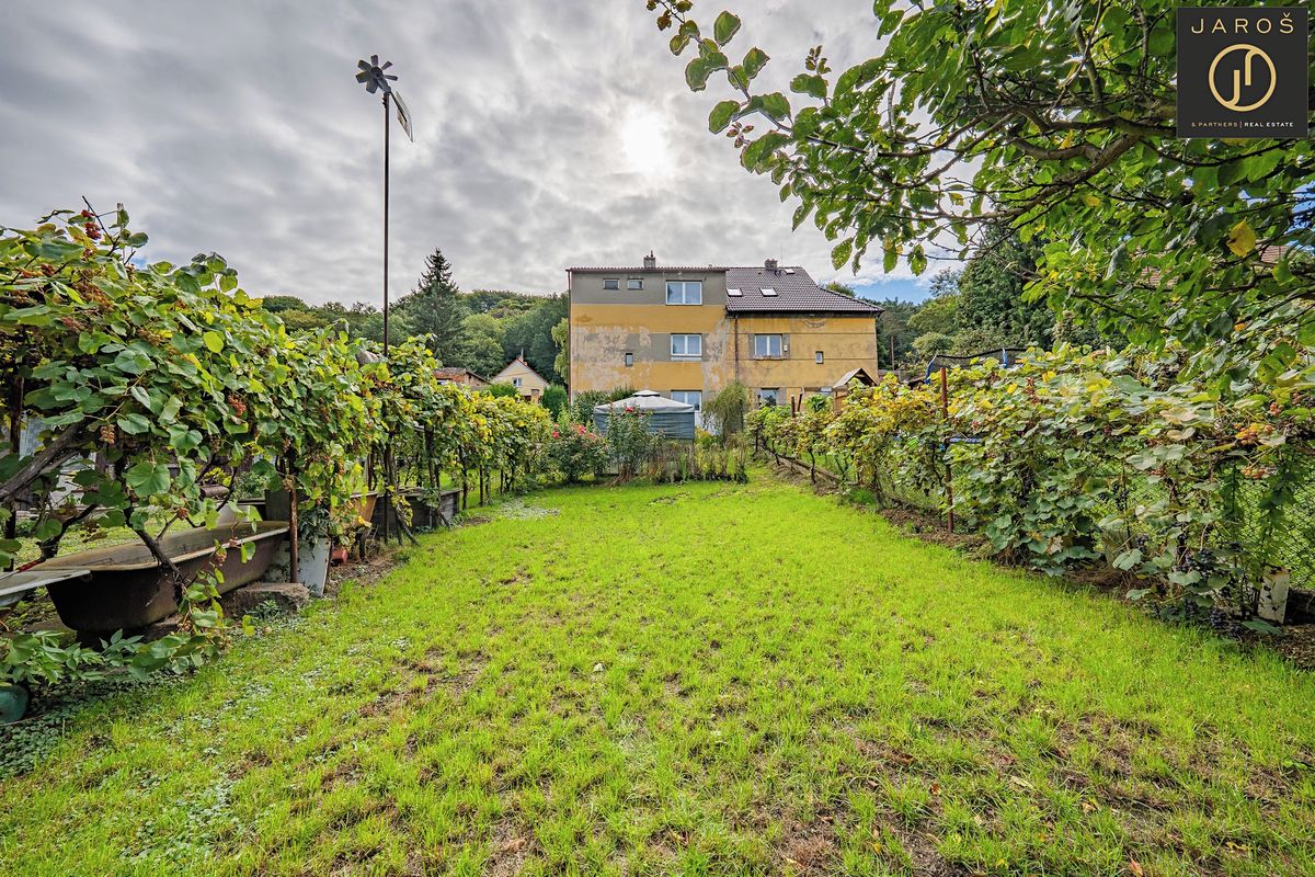 Prodej rodinného domu 150 m², pozemek 726 m² – fotografie 2
