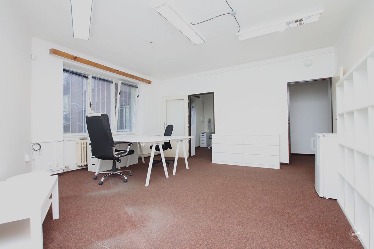 Pronájem kanceláře 95 m² – fotografie 5