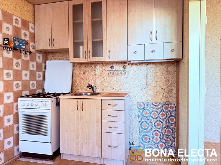 Prodej bytu 2+1, 43 m² (6 z 12)
