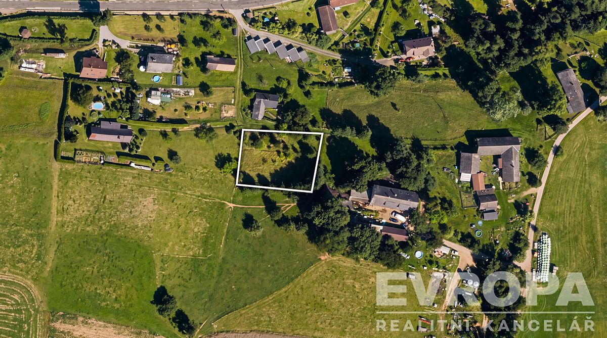 Prodej stavebního pozemku 1544 m² – fotografie 2